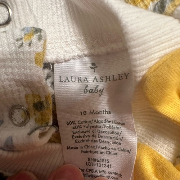 Laura Ashley Baby Shirt and Jumping Beans Jeans. 18 months. - Picture 4 of 5